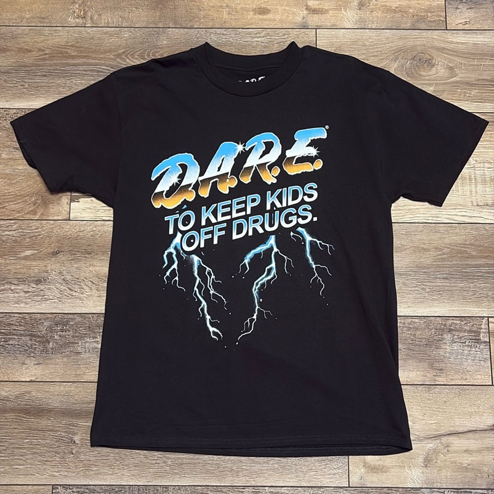 NWOT D.A.R.E. Keep Kids Off Drugs T Shirt Black Large